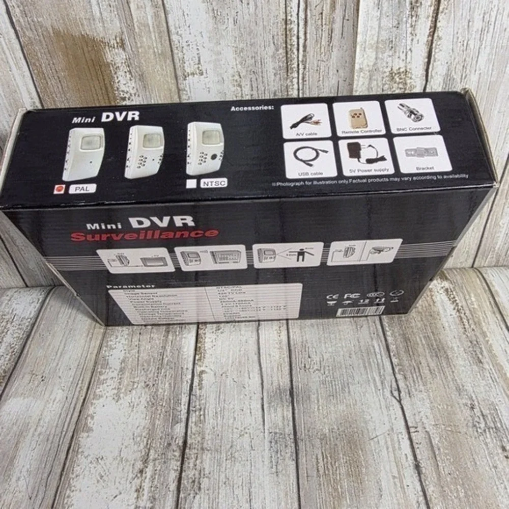 Sony NTSC Mini DVR Surveillance Motion Detector Camera 2GB CAM6601 White